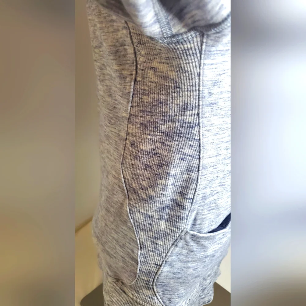 Lululemon Size 4 Blue and Gray Casual Zip-Up Jacket - Picture 8 of 11